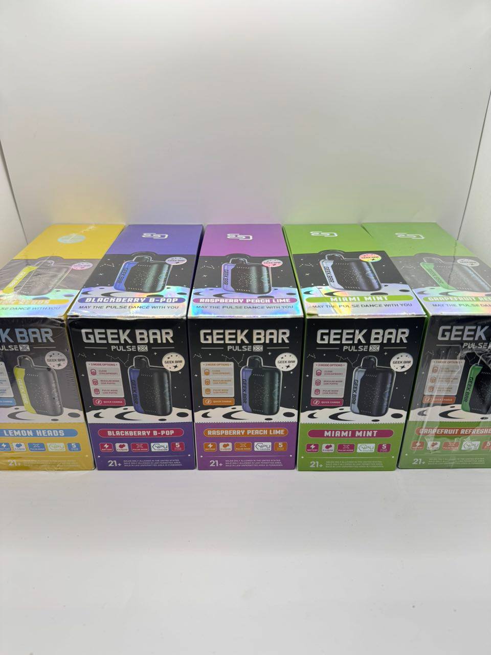 Geek Bars Side View